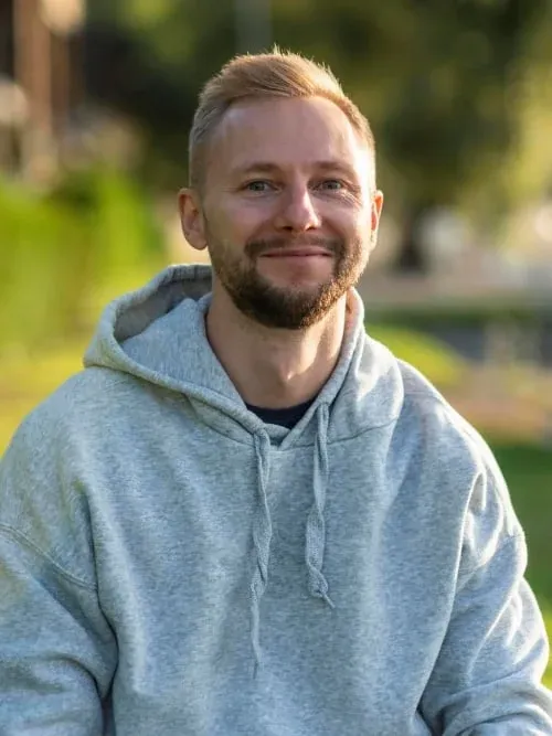 Luca, 31